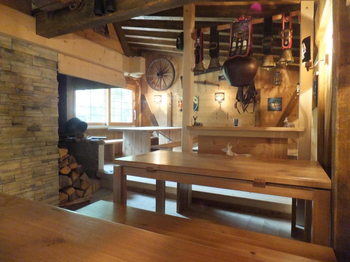 Au Petit Gite Les Paccots Châtel-Saint-Denis Esterno foto